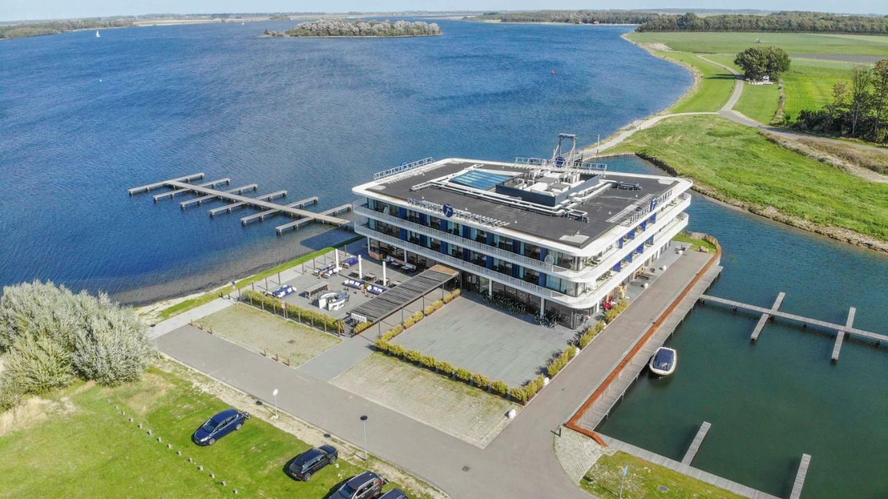Fletcher Hotel-Restaurant Het Veerse Meer Arnemuiden Ngoại thất bức ảnh